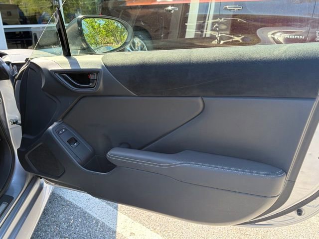 Used 2023 Toyota GR86 Premium w/ ALL Weather Mat Package (TMS) image 25