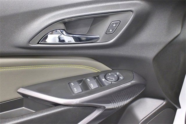 New 2025 Chevrolet Trax ACTIV w/ Driver Confidence Package image 16