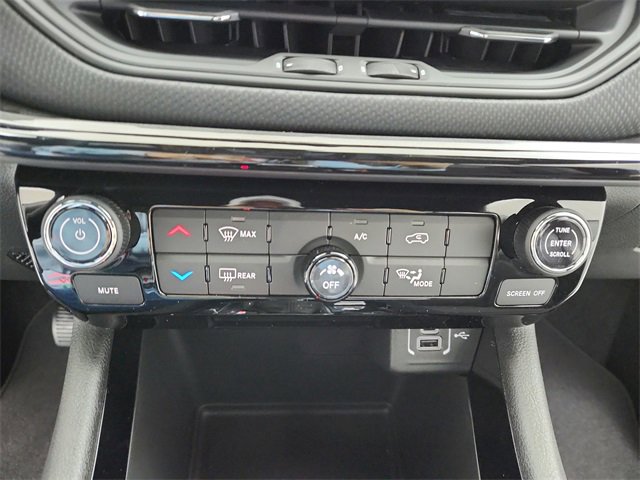 New 2026 Jeep Compass Latitude image 28