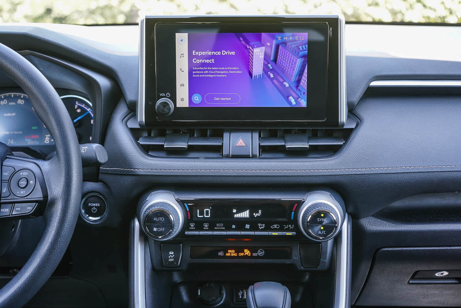 Used 2024 Toyota RAV4 XLE AWD/4WD image 13