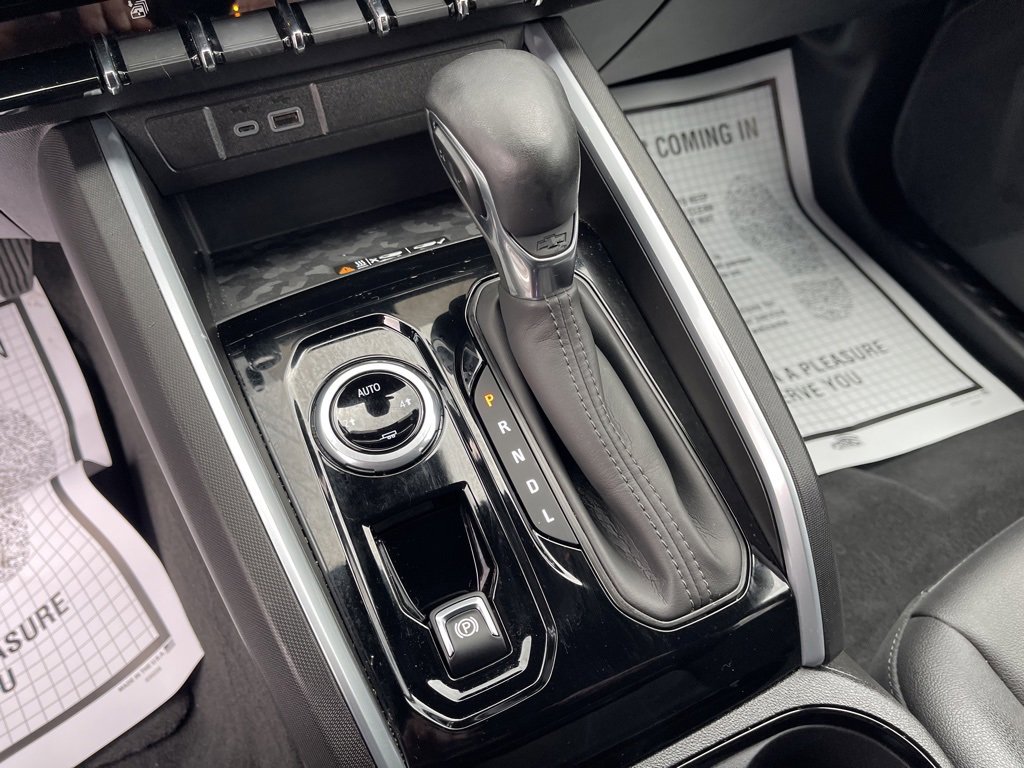 Used 2023 Chevrolet Colorado LT w/ LT Convenience Package III image 26