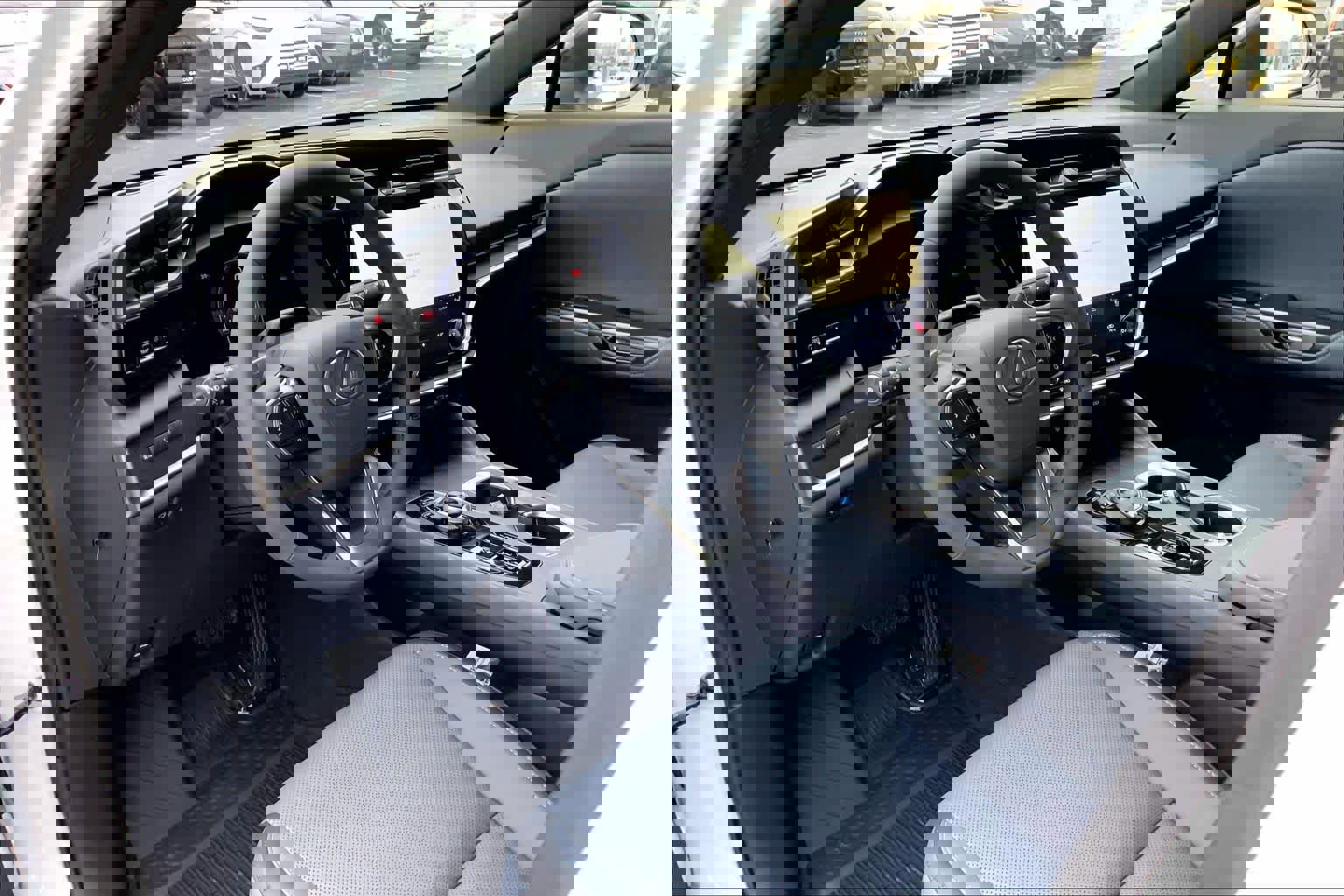 New 2026 Lexus RZ 450e Premium image 8