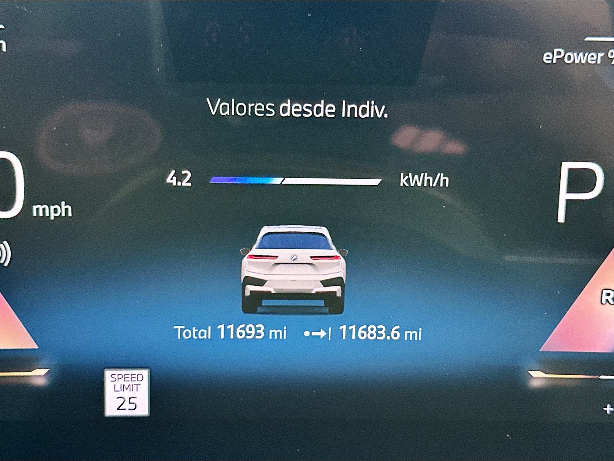 Used 2025 BMW iX xDrive50 AWD/4WD image 12