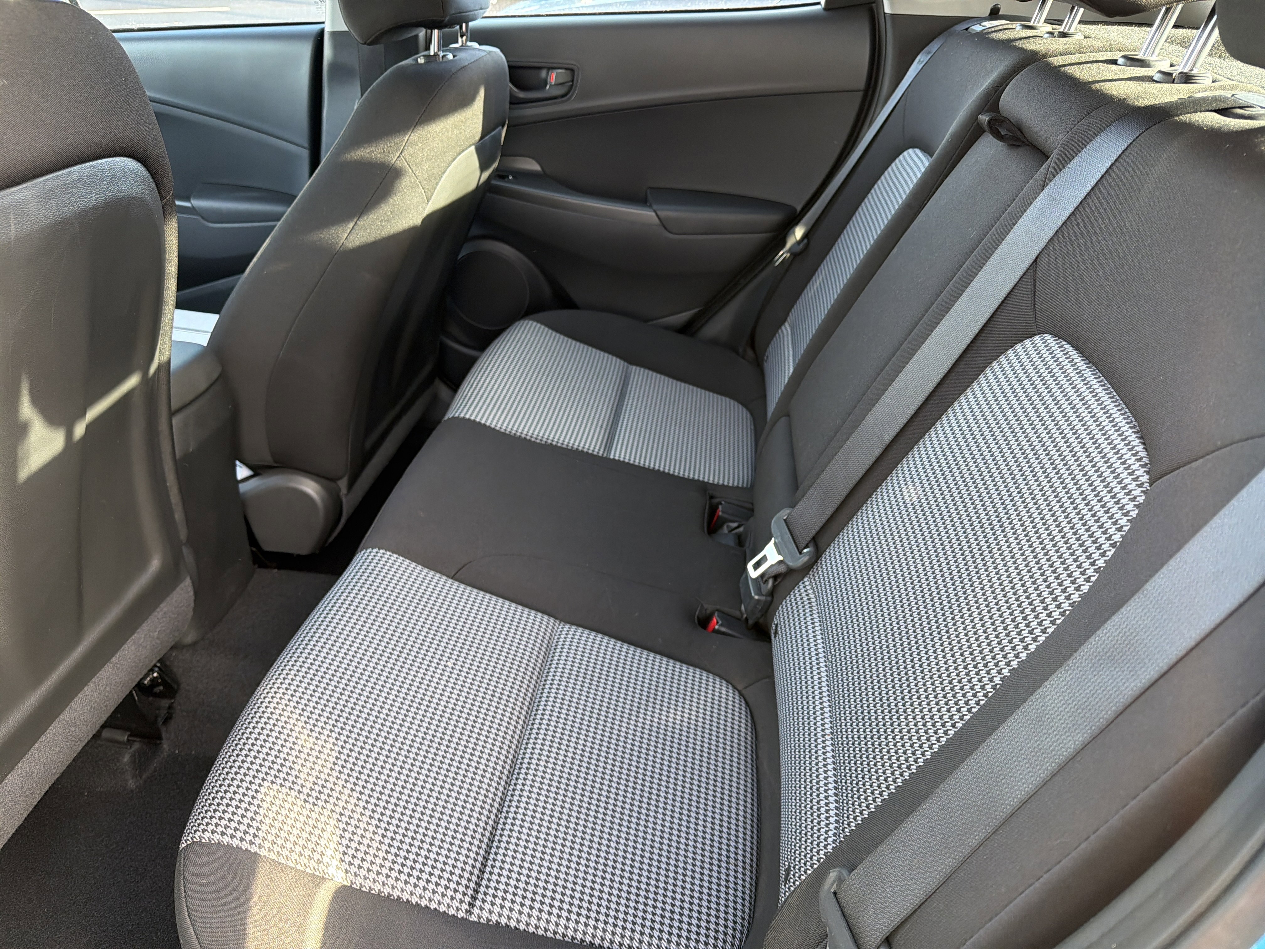 Used 2022 Hyundai Kona SE image 20