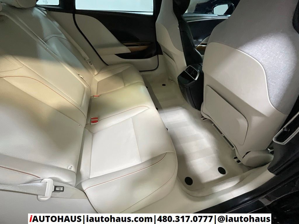 Used 2023 Lucid Air Touring AWD/4WD image 21