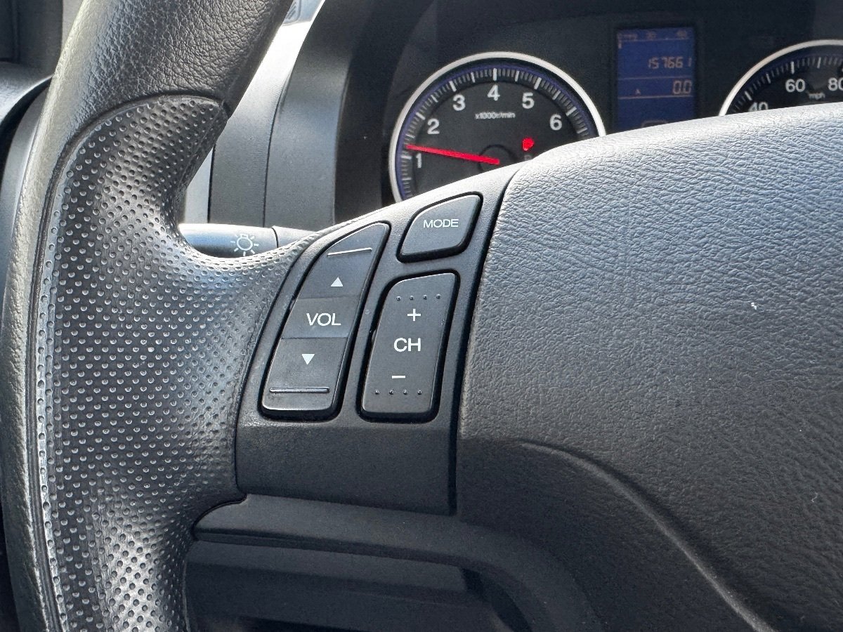 Used 2011 Honda CR-V SE image 23