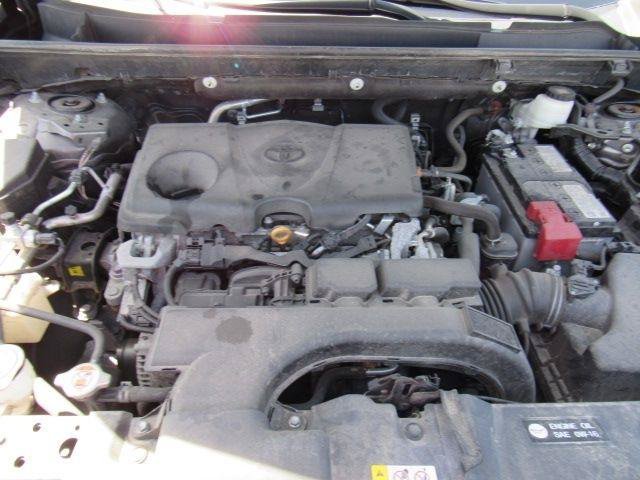 Used 2021 Toyota RAV4 XLE FWD image 40