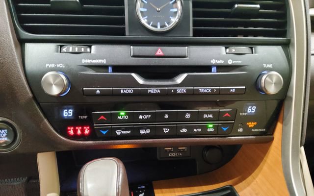 Used 2020 Lexus RX 350 FWD w/ Premium Package image 34
