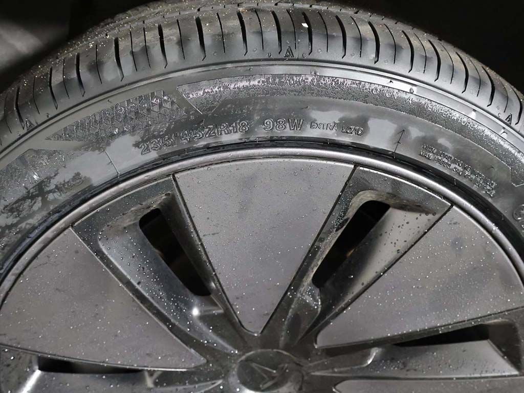 Used 2025 Tesla Model 3 Long Range RWD image 24
