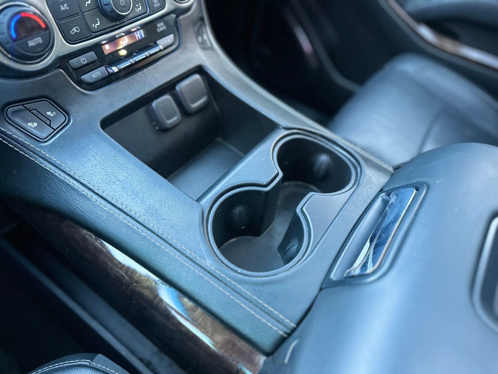 Used 2018 Chevrolet Tahoe LT w/ Texas Edition Package image 25