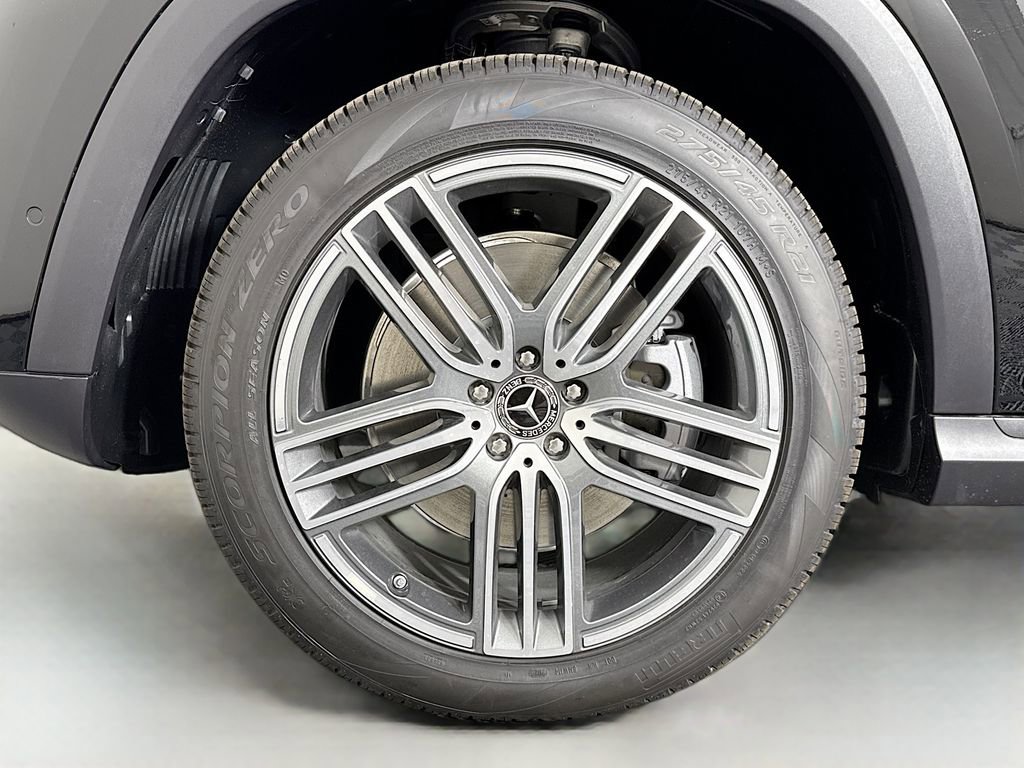 New 2026 Mercedes-Benz GLS 450 4MATIC image 34