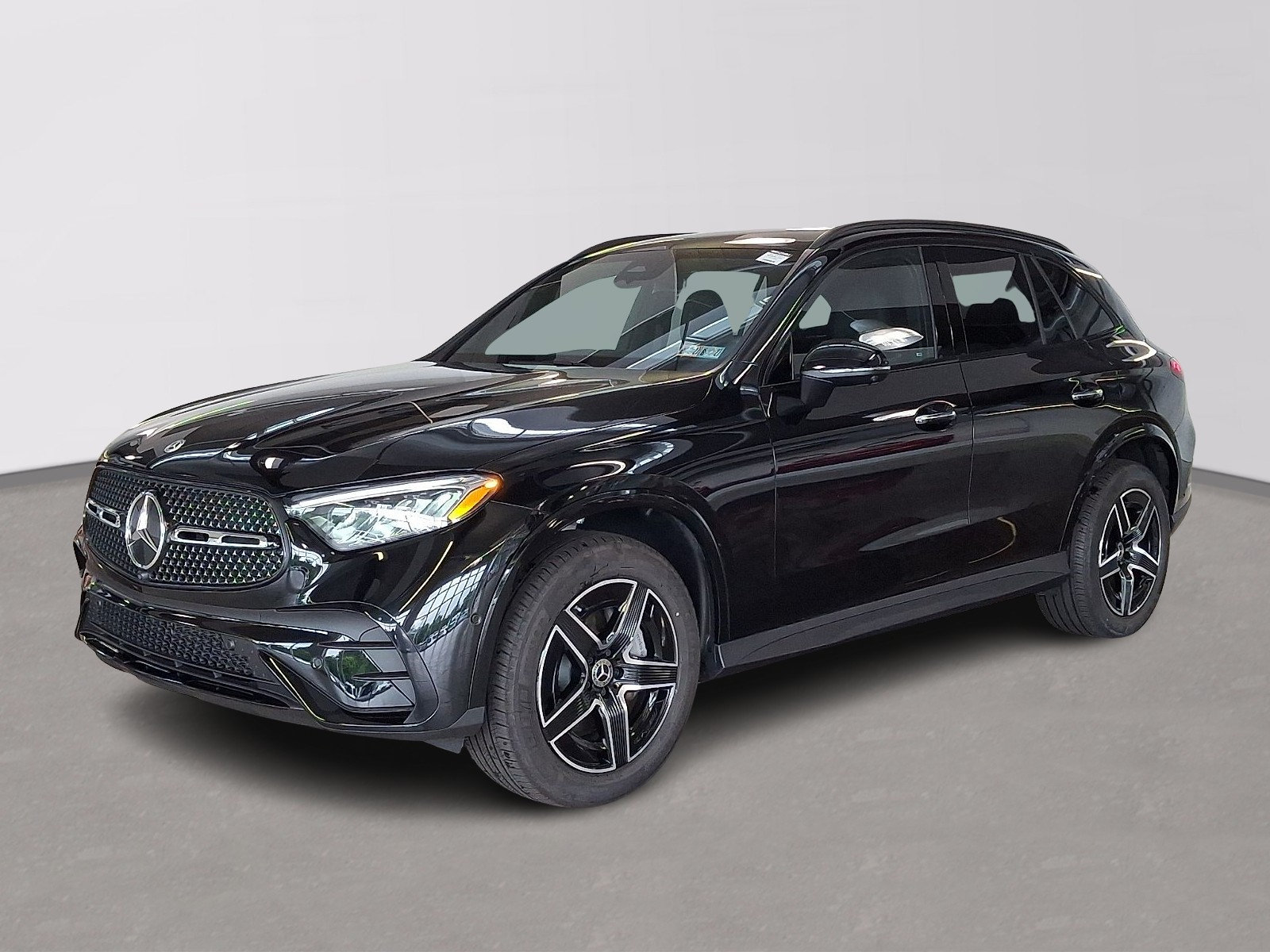 Certified 2026 Mercedes-Benz GLC 300 4MATIC image 1