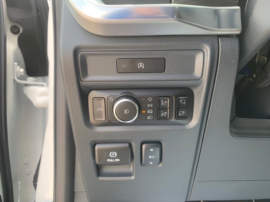 New 2025 Ford F150 Lariat w/ Equipment Group 501A Mid image 15