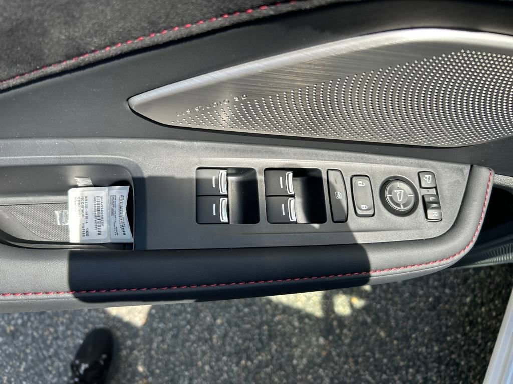 New 2025 Acura RDX SH-AWD image 11