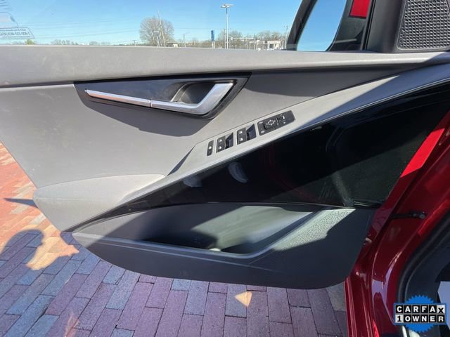 Used 2024 Kia Niro EX image 10