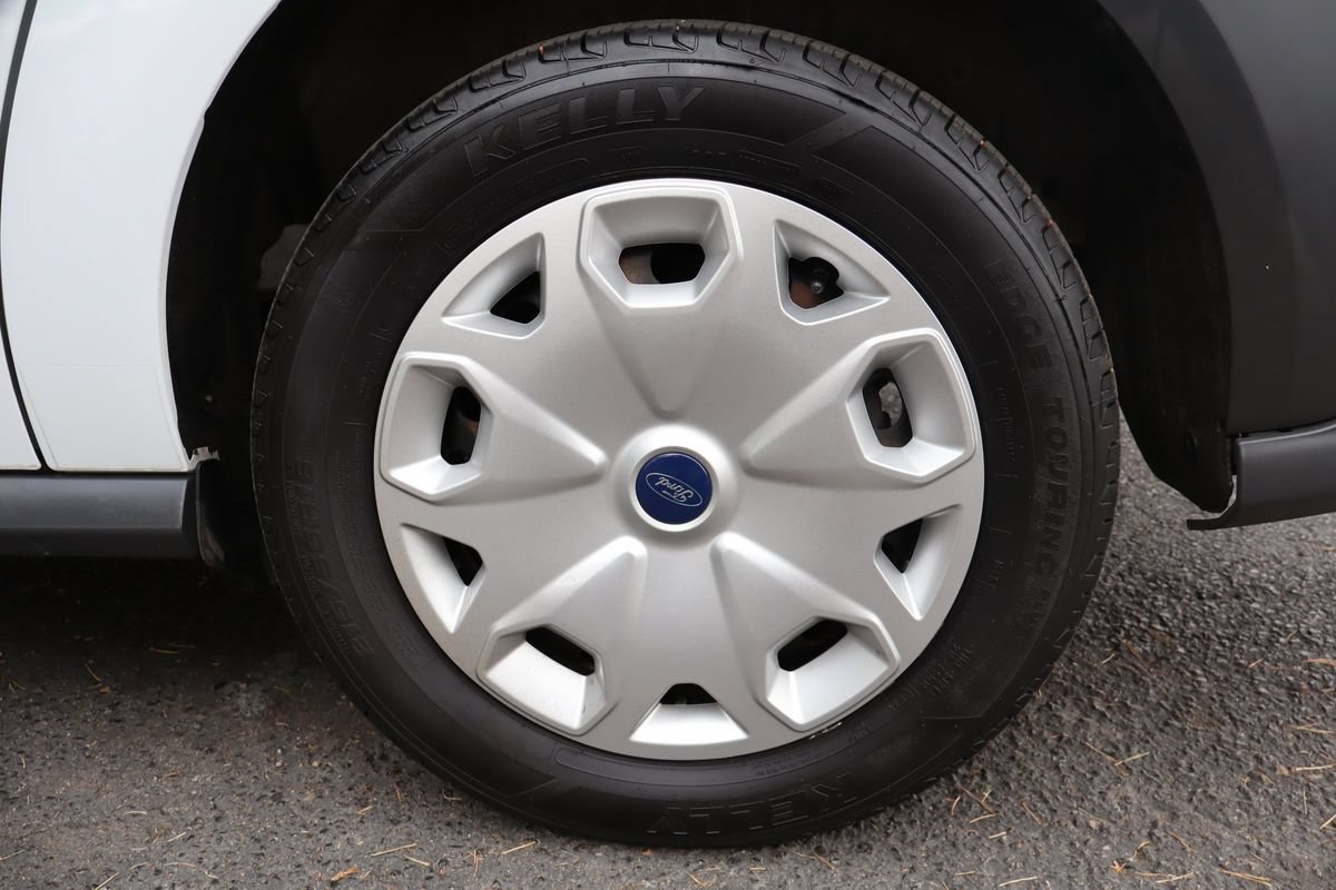 Used 2017 Ford Transit Connect XL FWD image 40