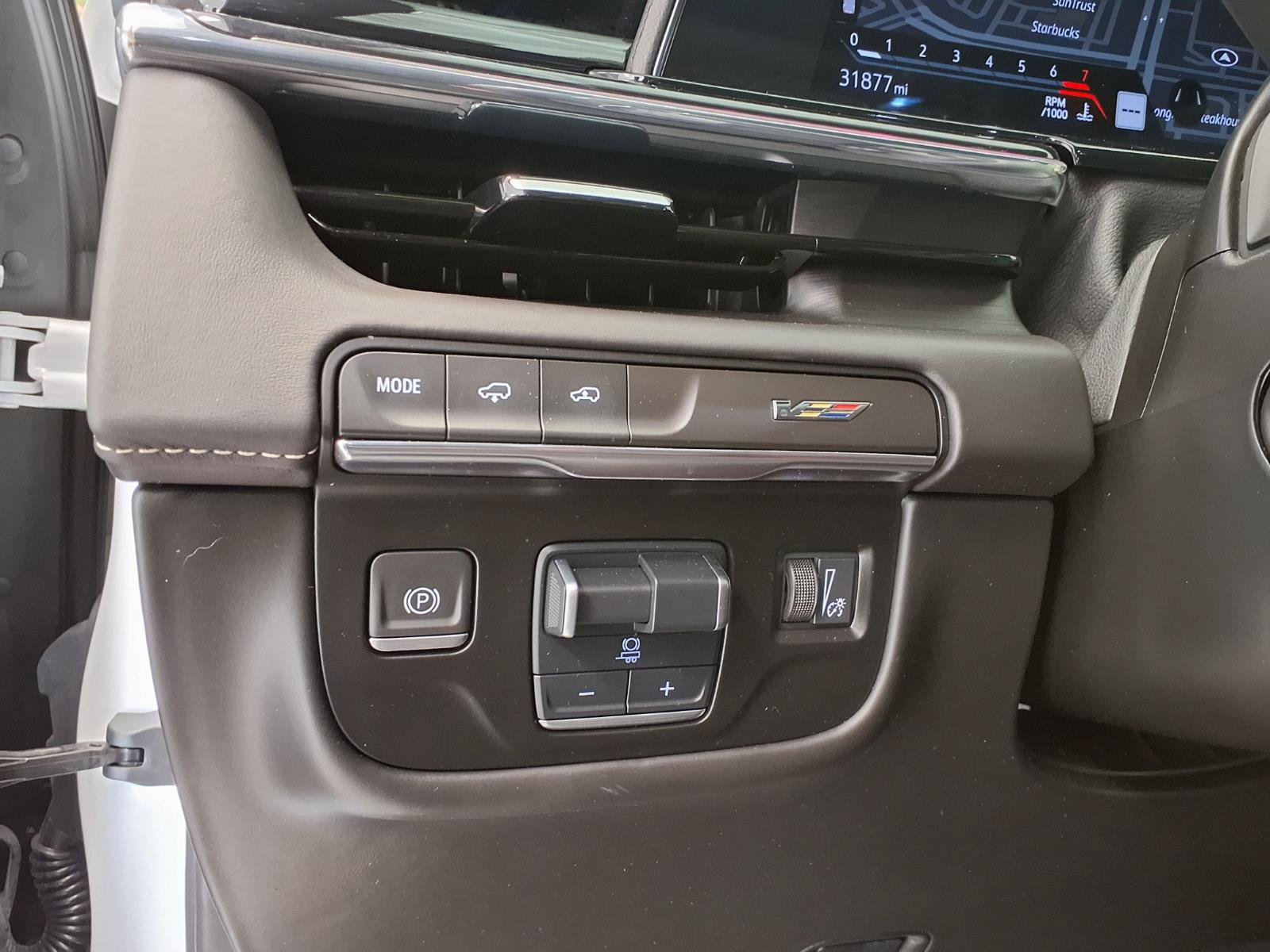 Certified 2023 Cadillac Escalade V w/ LPO, ONYX Package AWD/4WD image 26