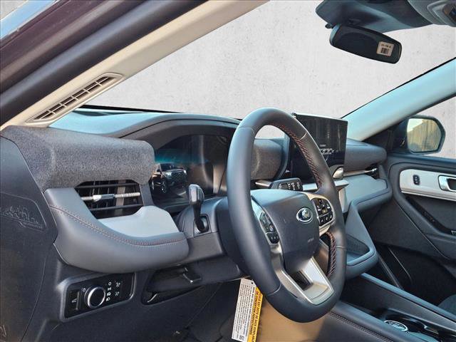 New 2026 Ford Explorer Active image 4