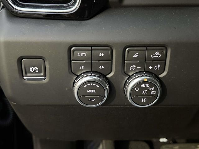 New 2026 GMC Sierra 2500 Denali w/ Denali Reserve Package image 23