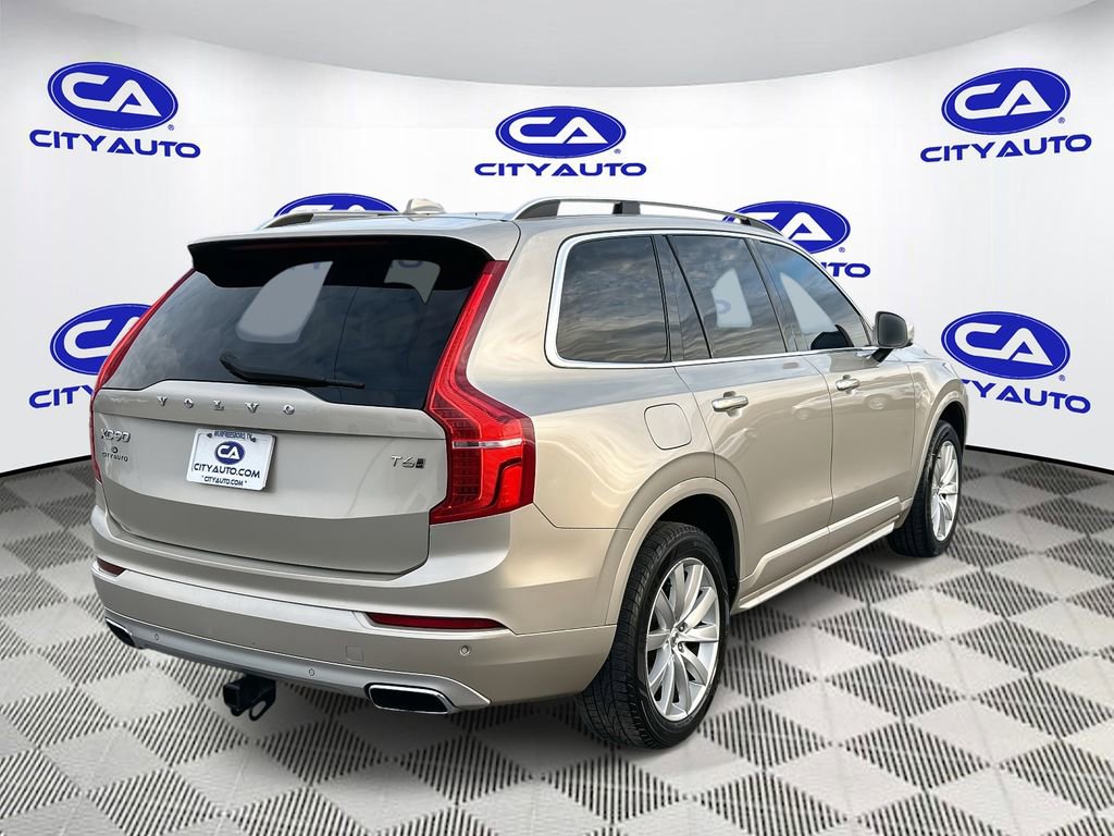 Used 2016 Volvo XC90 T6 Momentum image 3