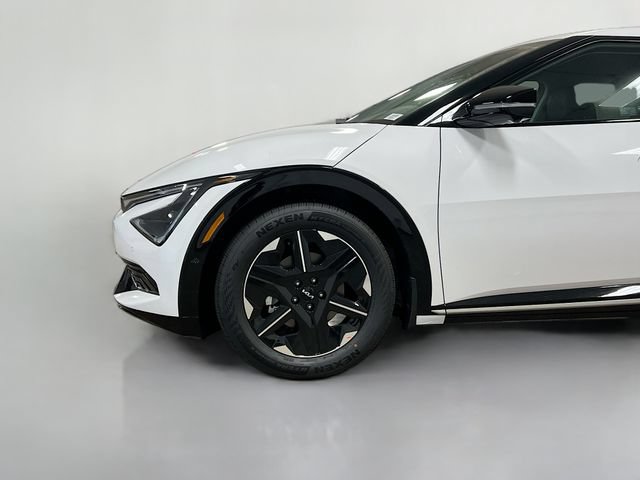 New 2026 Kia EV6 Wind RWD image 30