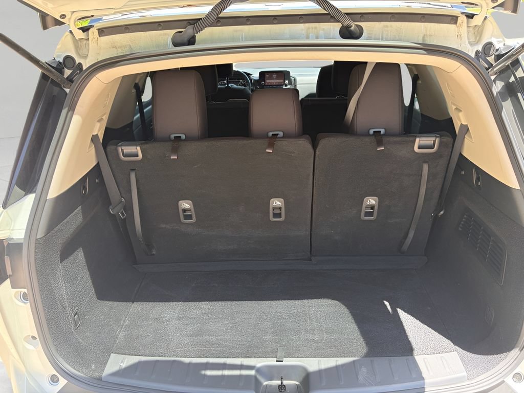 Used 2024 Nissan Pathfinder SV AWD/4WD image 6