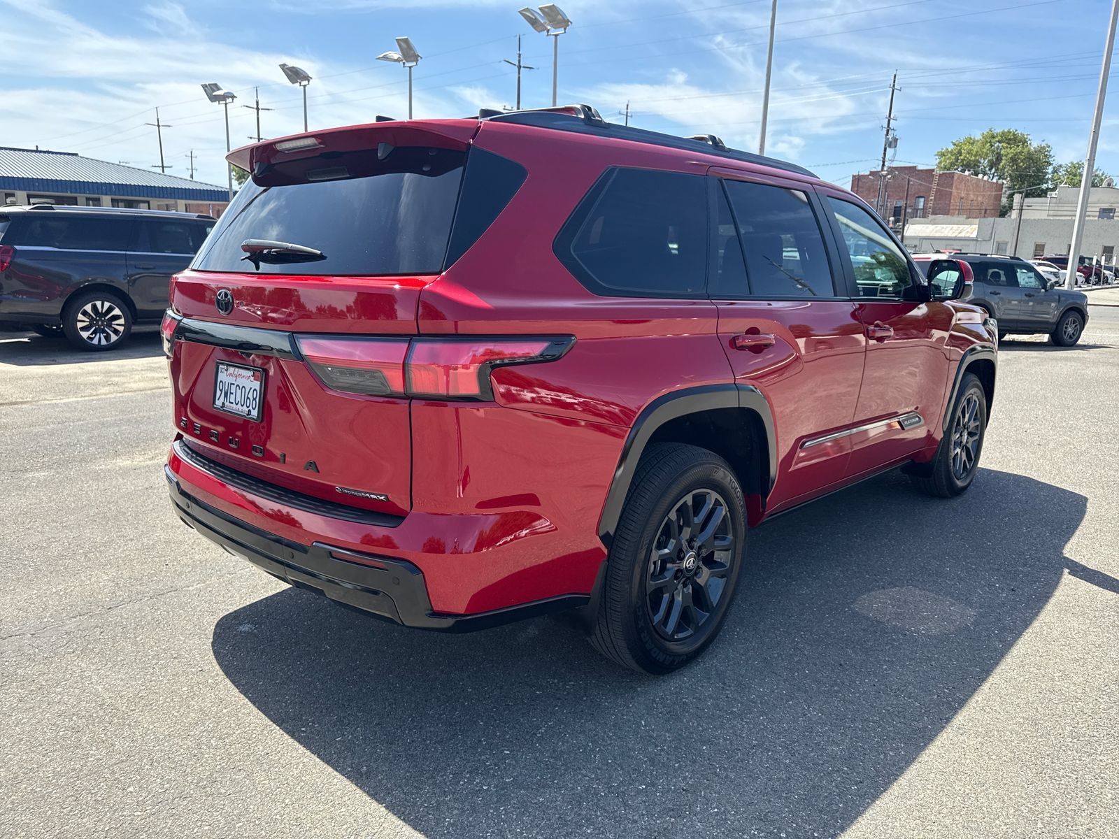 Used 2026 Toyota Sequoia Platinum w/ Tow Technology Package AWD/4WD image 5
