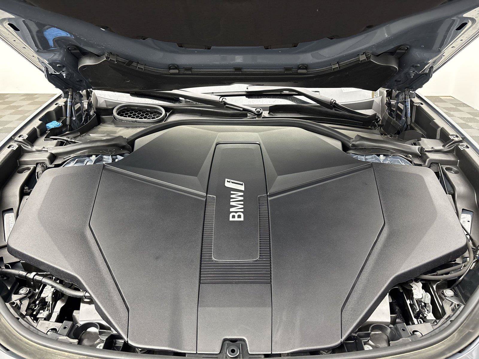 Used 2023 BMW i7 xDrive60 AWD/4WD image 20