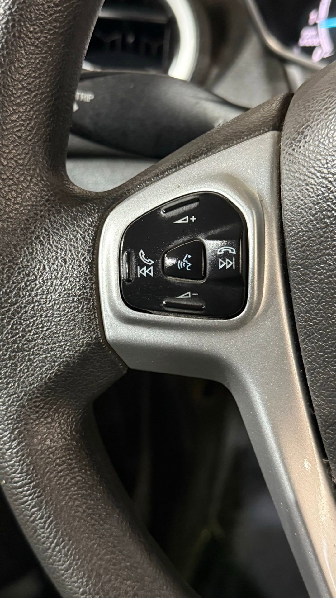 Used 2018 Ford Fiesta SE image 64