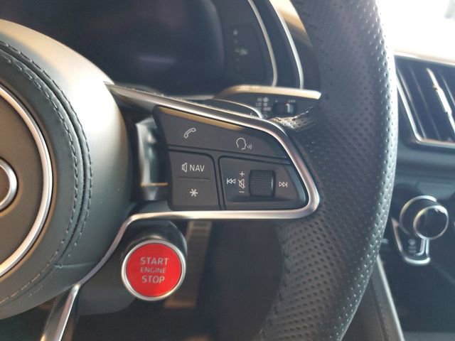 Used 2018 Audi R8 V10 RWD image 21