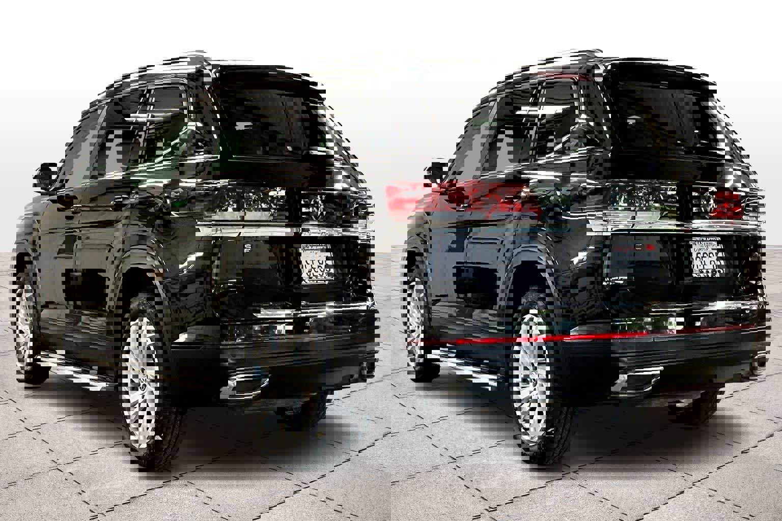 Used 2023 Volkswagen Atlas SE w/ Panoramic Sunroof Package image 15