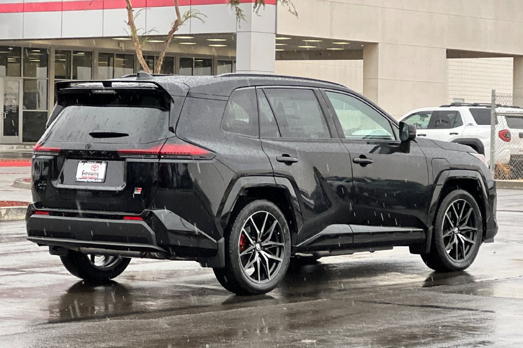 New 2026 Toyota RAV4 AWD Plug-in Hybrid image 4
