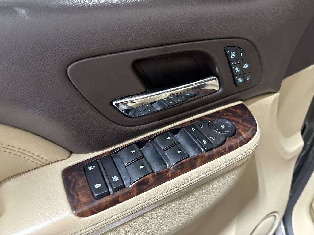 Used 2012 GMC Yukon XL Denali AWD/4WD image 22
