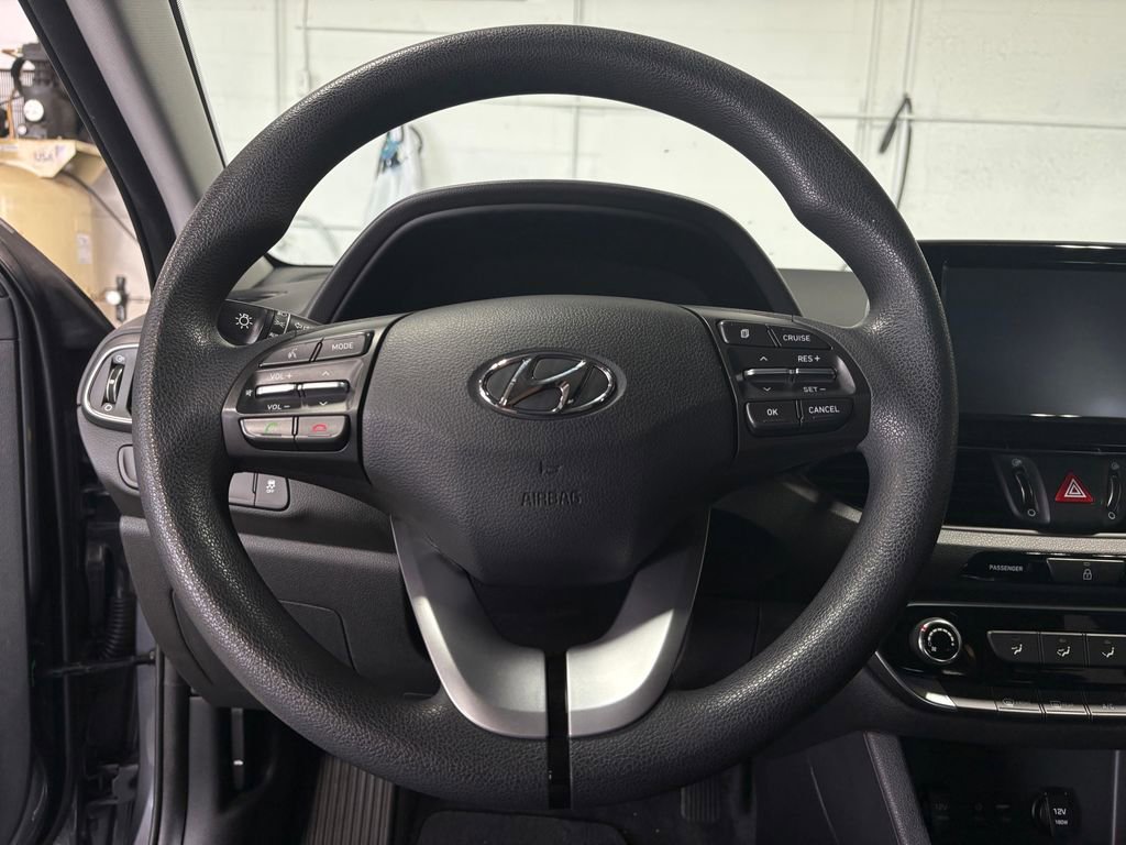 Used 2018 Hyundai Elantra GT FWD image 20