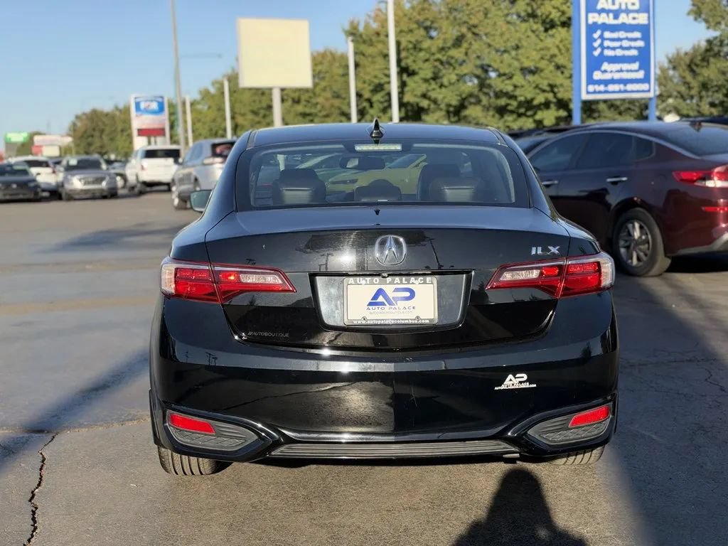 Used 2016 Acura ILX w/ Technology Plus Package FWD image 5