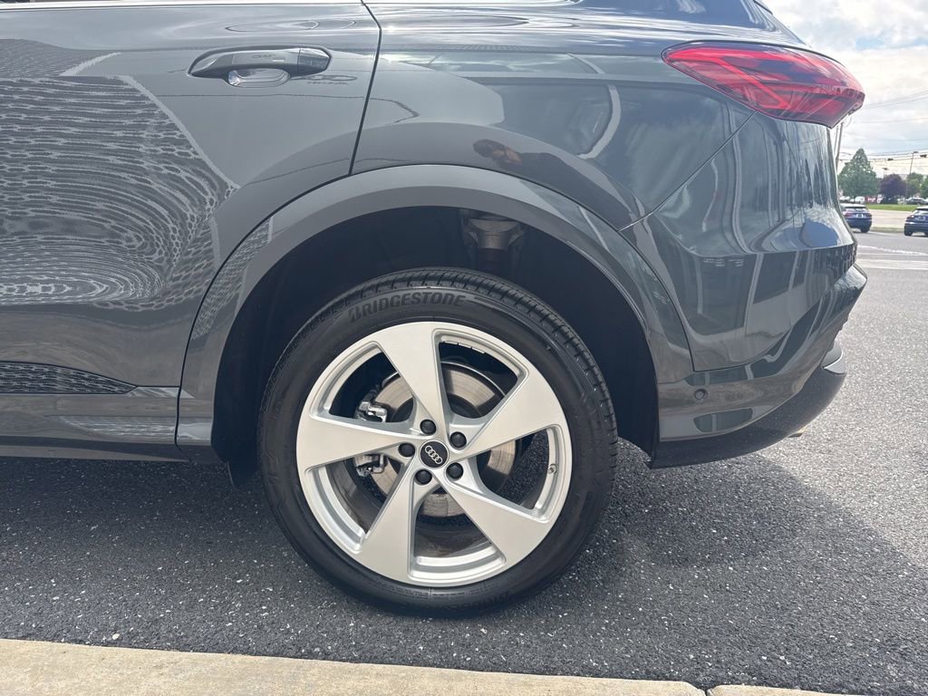 Used 2025 Audi Q5 Premium Plus w/ Premium Plus AWD/4WD image 22