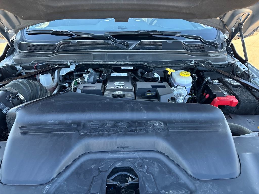 Used 2024 RAM 3500 Laramie image 27