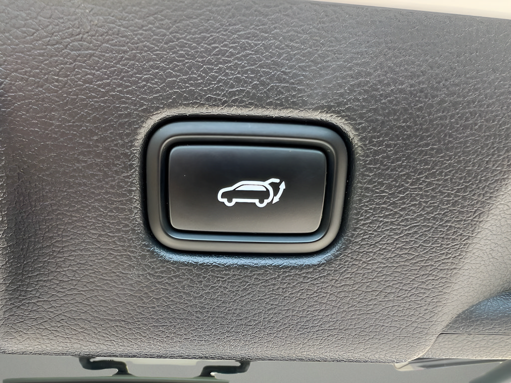 Used 2021 Hyundai Palisade Limited AWD/4WD image 11