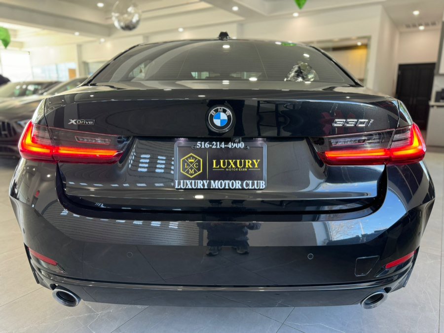 Used 2023 BMW 330i xDrive Sedan w/ Driving Assistance Package image 7