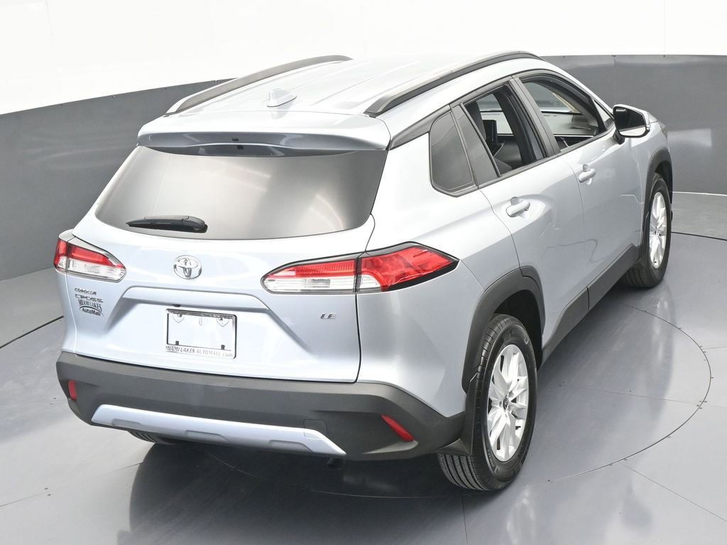 Used 2023 Toyota Corolla Cross LE image 45