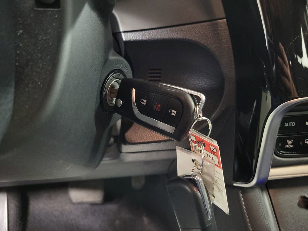 Used 2017 Toyota Corolla iM image 15