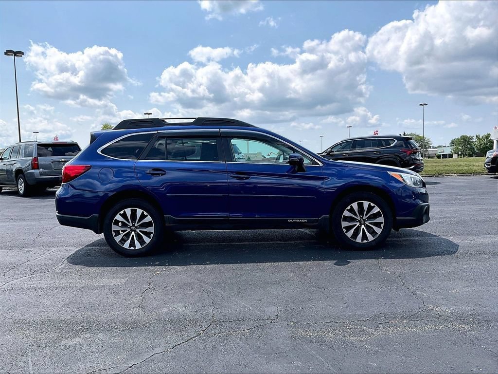 Used 2016 Subaru Outback 3.6R Limited w/ Popular Package #4 AWD/4WD image 6