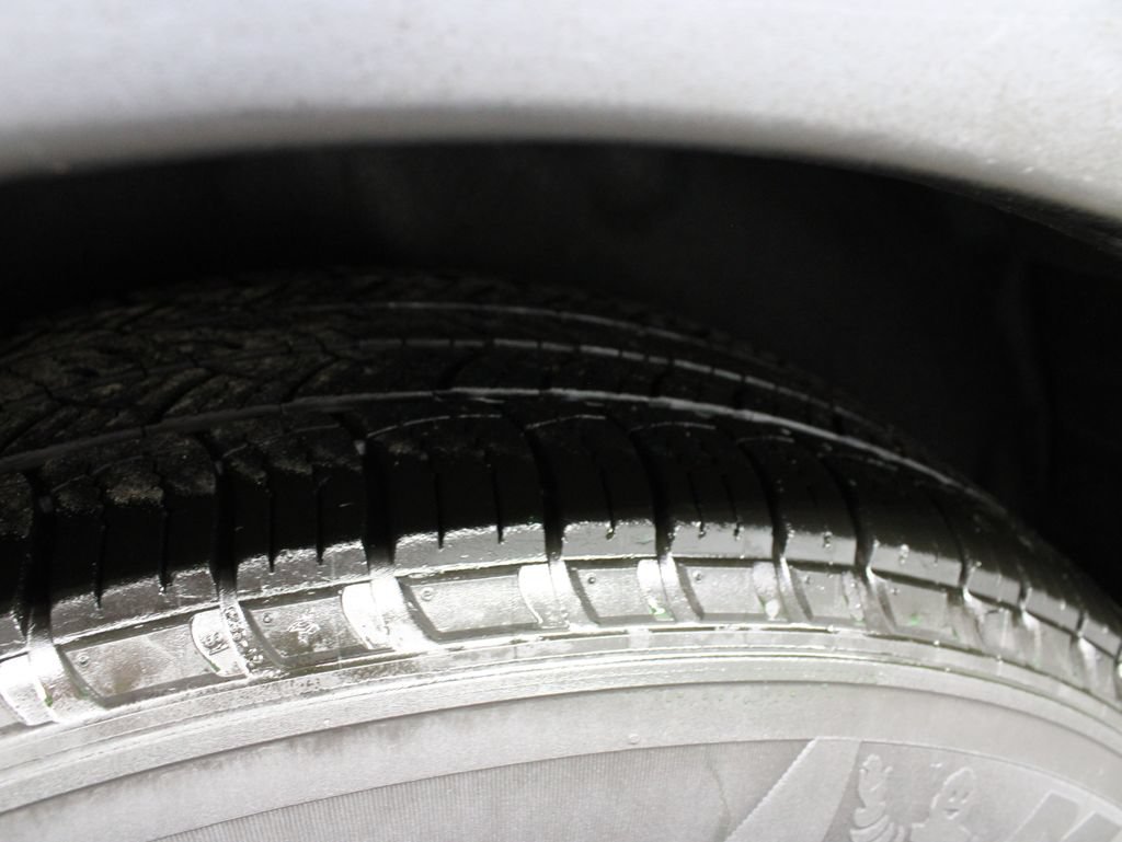 Used 2023 Nissan Murano SV AWD/4WD image 38