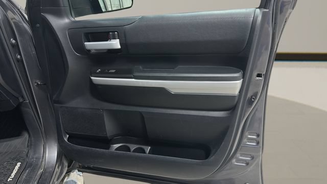 Used 2018 Toyota Tundra SR5 AWD/4WD image 32