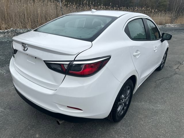Used 2019 Toyota Yaris LE image 5