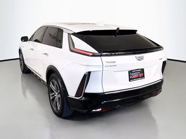 Used 2024 Cadillac Lyriq Luxury image 6