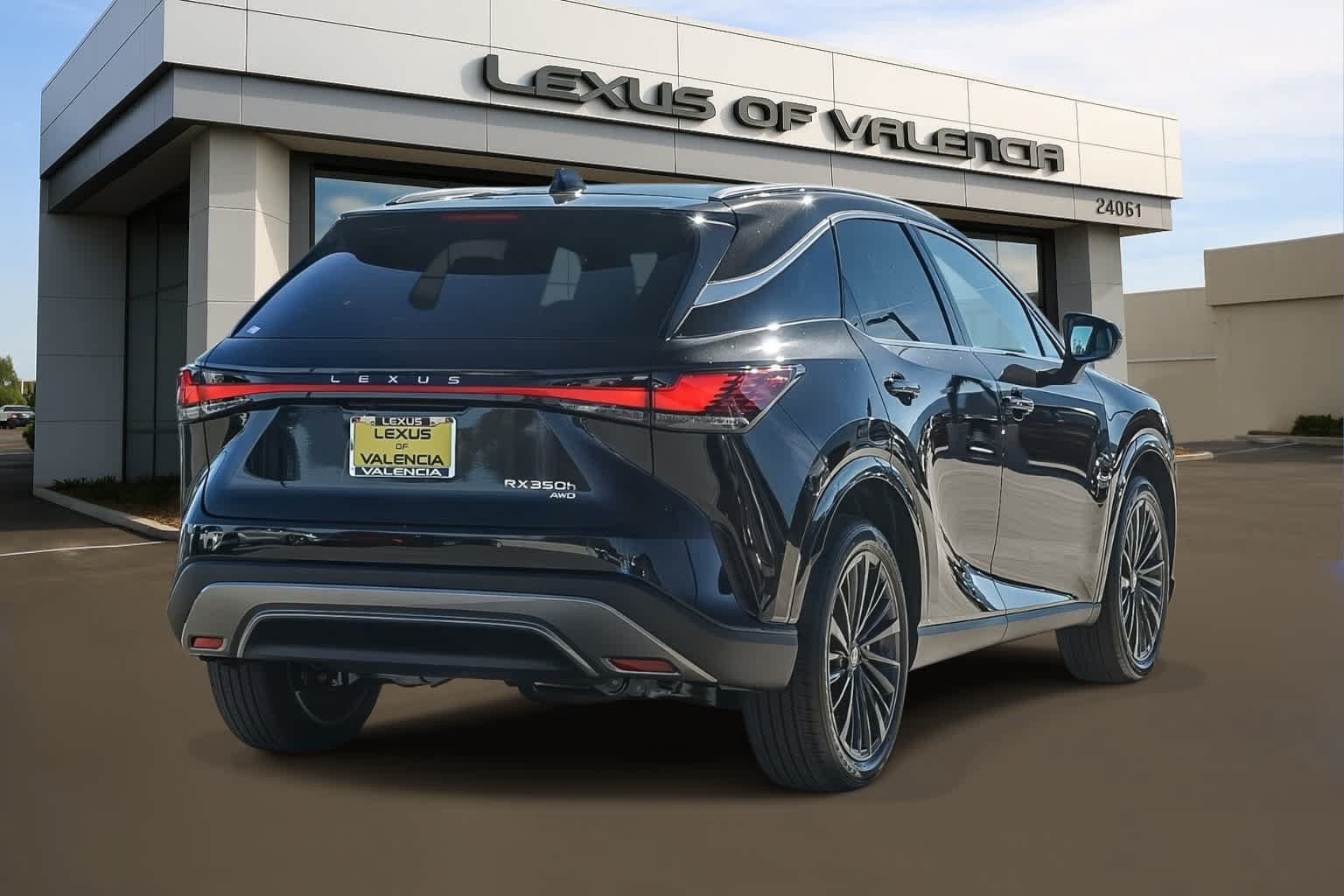 New 2026 Lexus RX 350h w/ Convenience Package AWD/4WD image 4