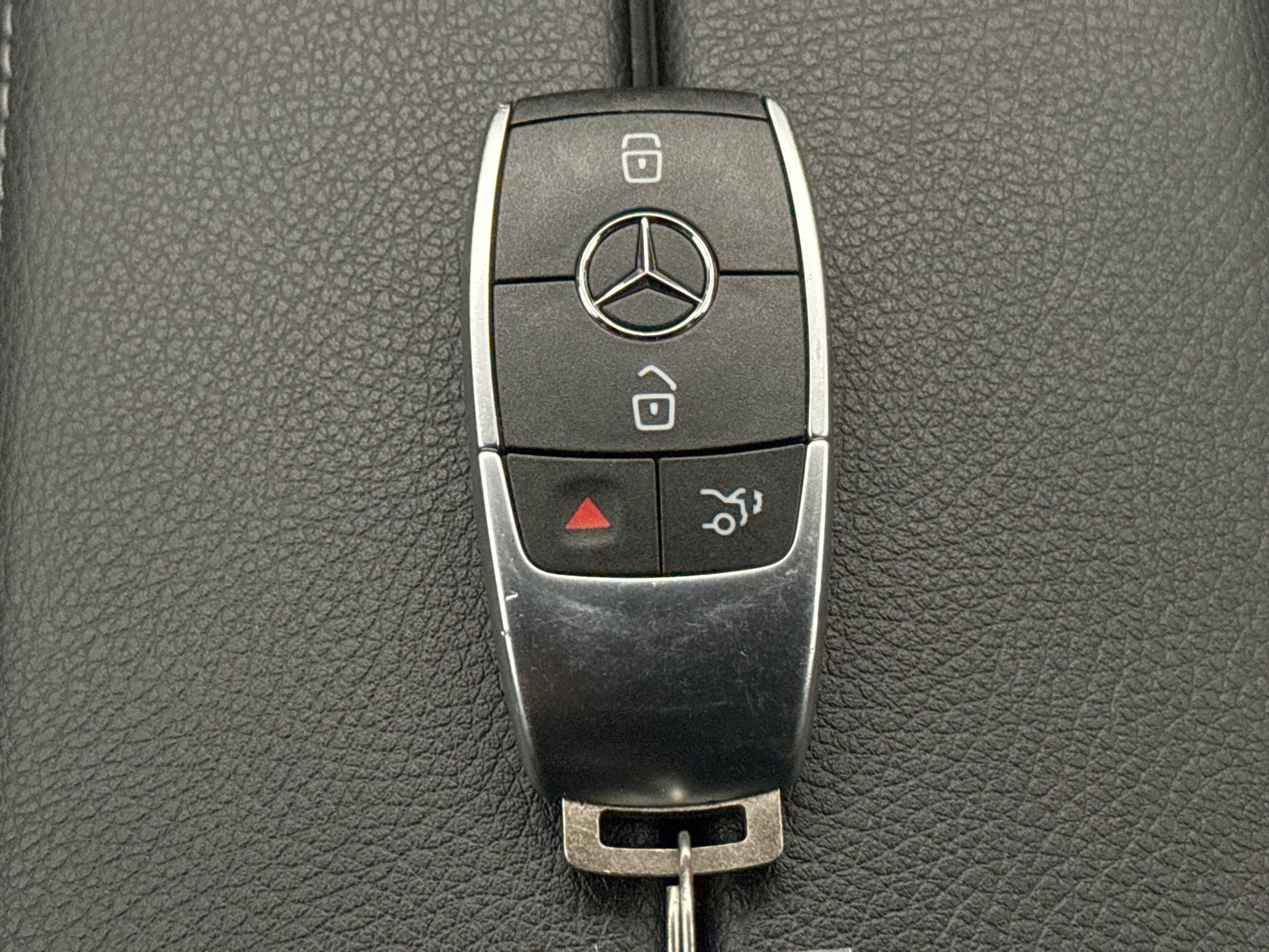 Used 2021 Mercedes-Benz GLA 250 4MATIC image 21