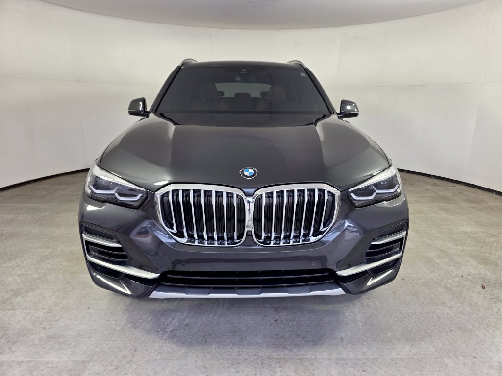 Used 2023 BMW X5 sDrive40i w/ Premium Package RWD image 2