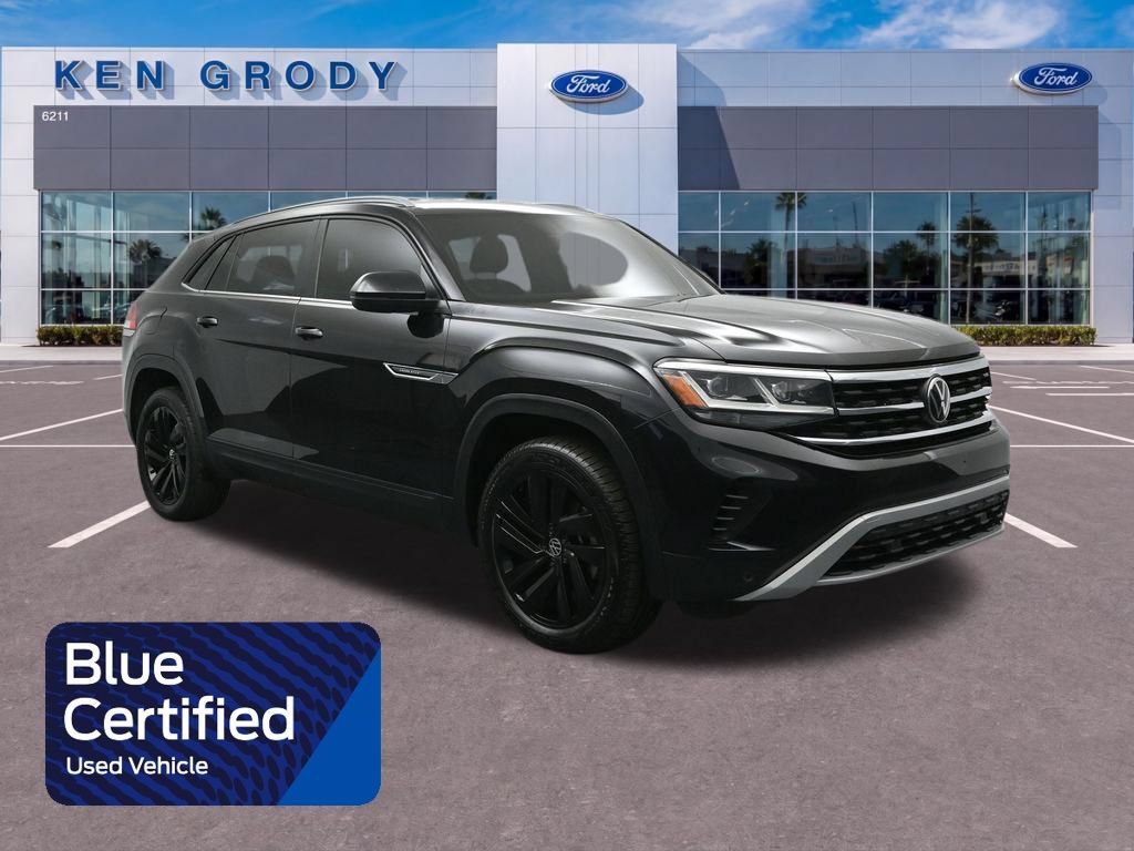 Used 2023 Volkswagen Atlas Cross Sport SE w/ Black Wheel Package AWD/4WD image 1